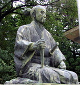 清河八郎銅像